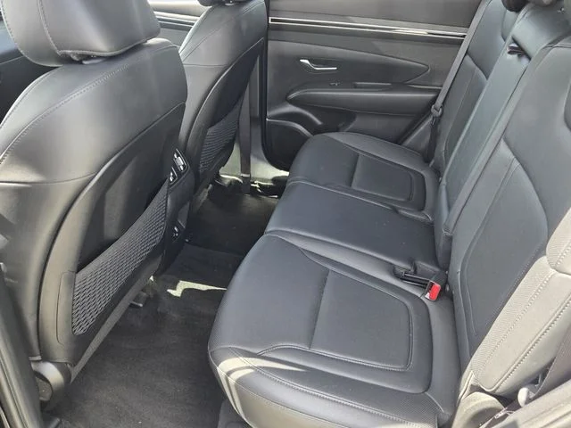Used 2023 Black Hyundai SEL image 11
