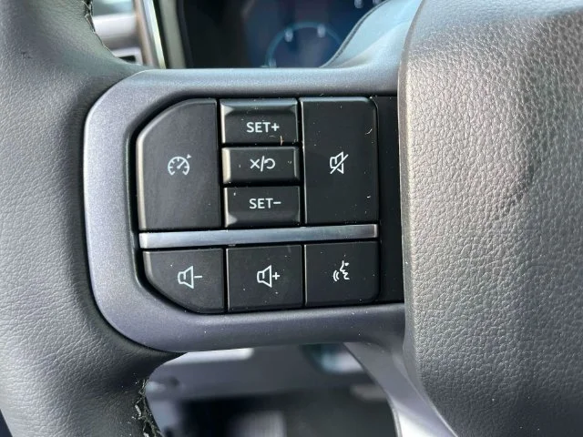 New 2027 Glacier Gray Metallic Tri-Coat Ford F-250® Lariat® image 24