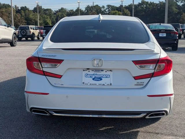 Used 2022 Platinum White Honda Touring 2.0T image 5