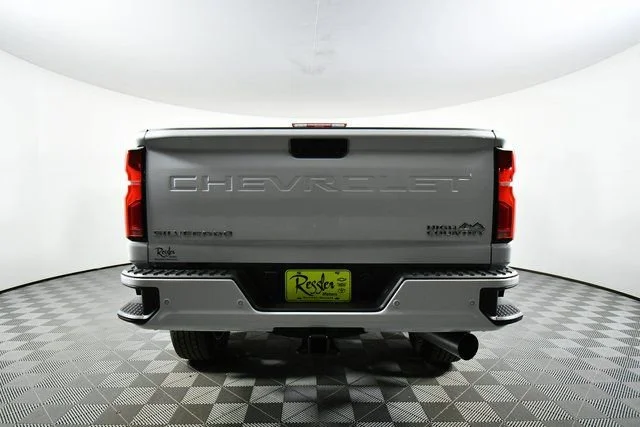 New 2026 Polar White Tricoat Chevrolet High Country image 12