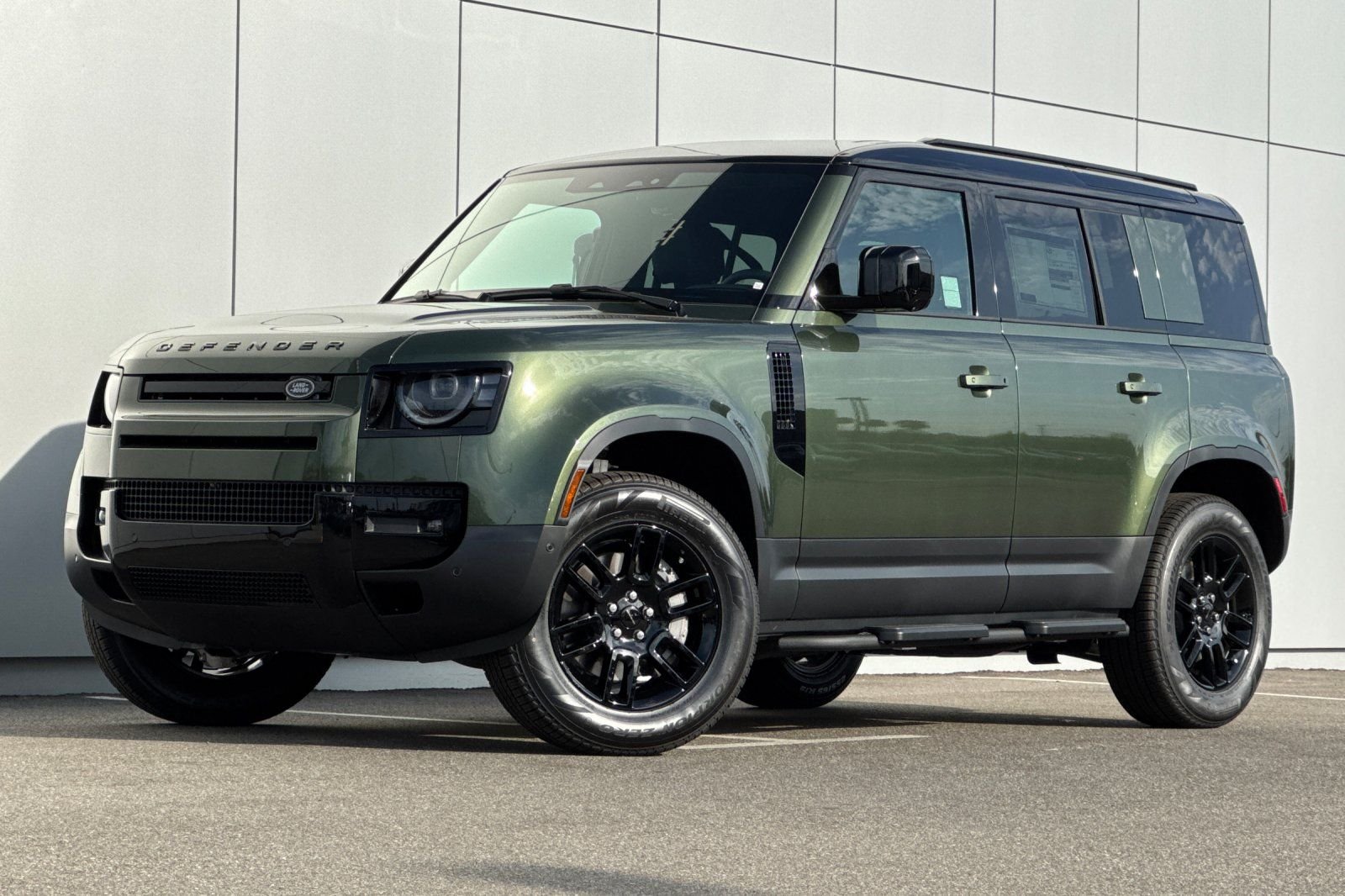 New 2026 Woolstone Green Land Rover S image 1