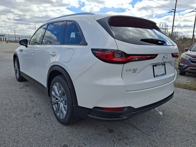 New 2026 White Mazda 3.3 Turbo Preferred image 3