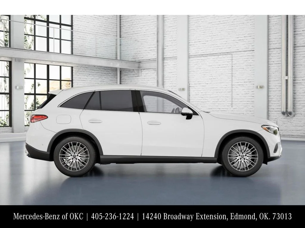 Used 2026 Polar White Mercedes-Benz GLC 300 image 16