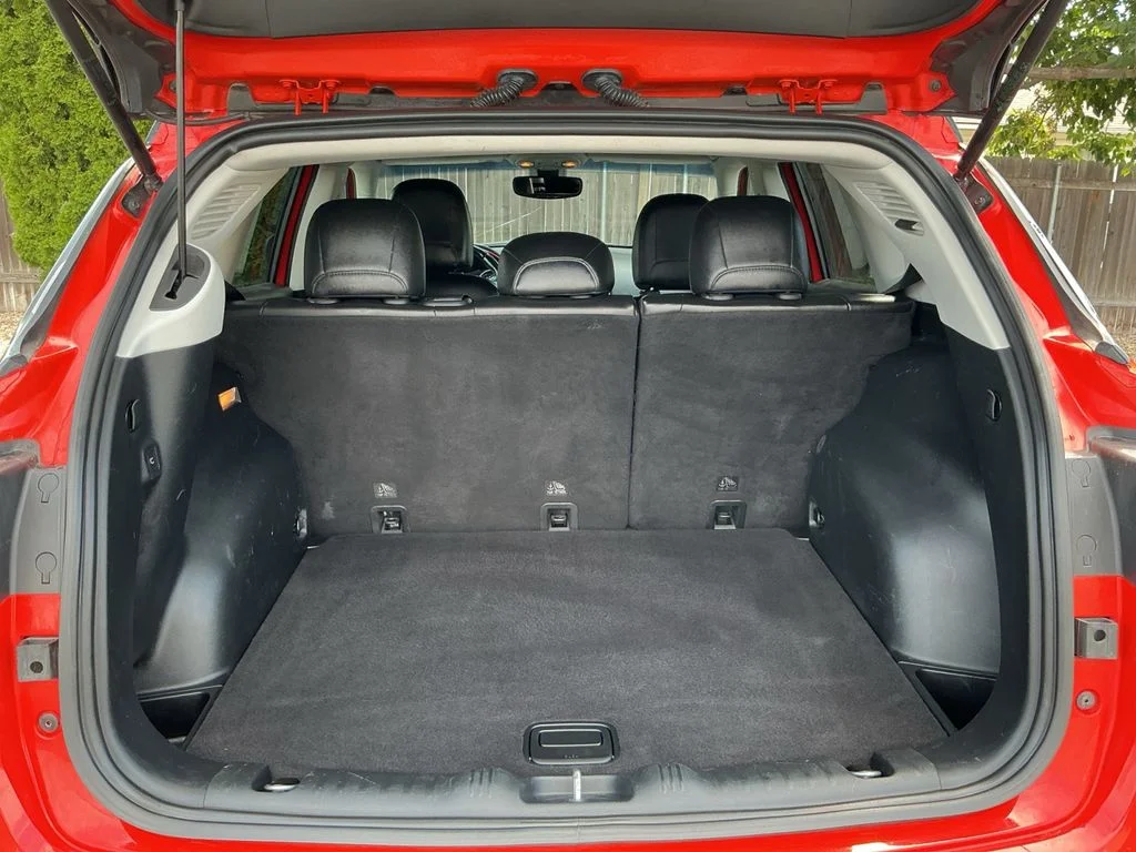 Used 2018 Orange Jeep Trailhawk image 23