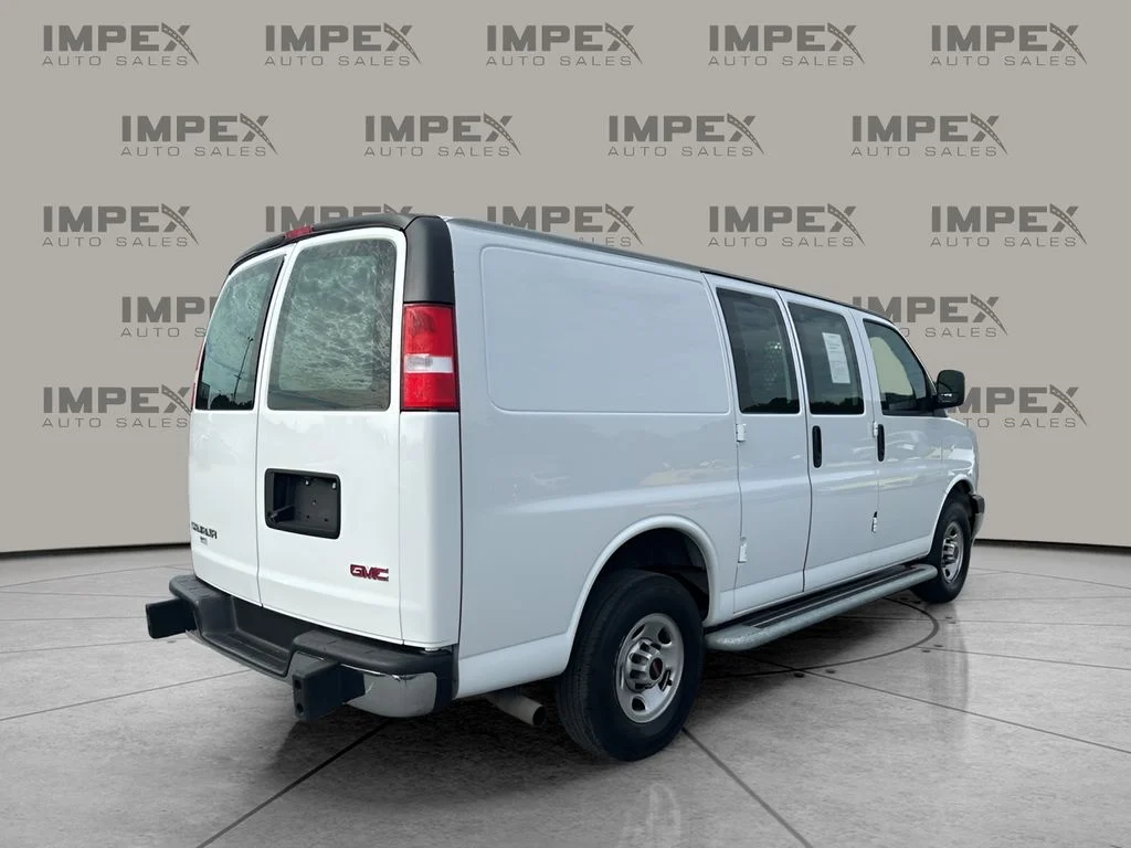 Used 2023 White GMC Work Van image 5