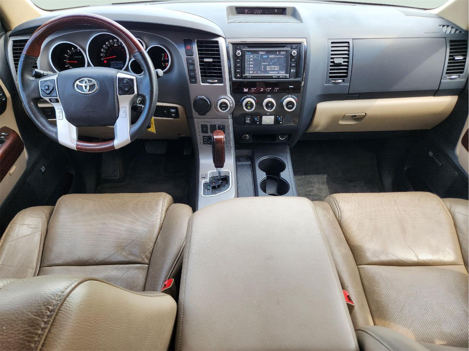 Used 2016 Blizzard Pearl Toyota Platinum image 27