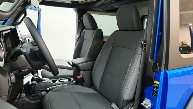 New 2026 Hydro Blue Pearl-Coat Exterior Paint Jeep Sport S image 17