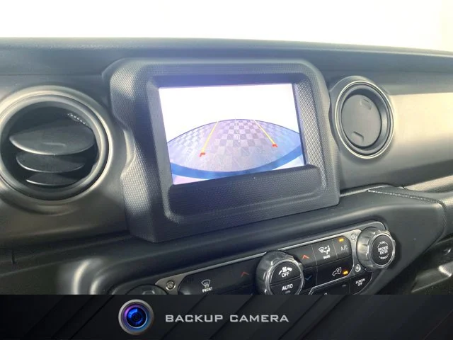 Used 2022 Black Jeep Sport S image 4