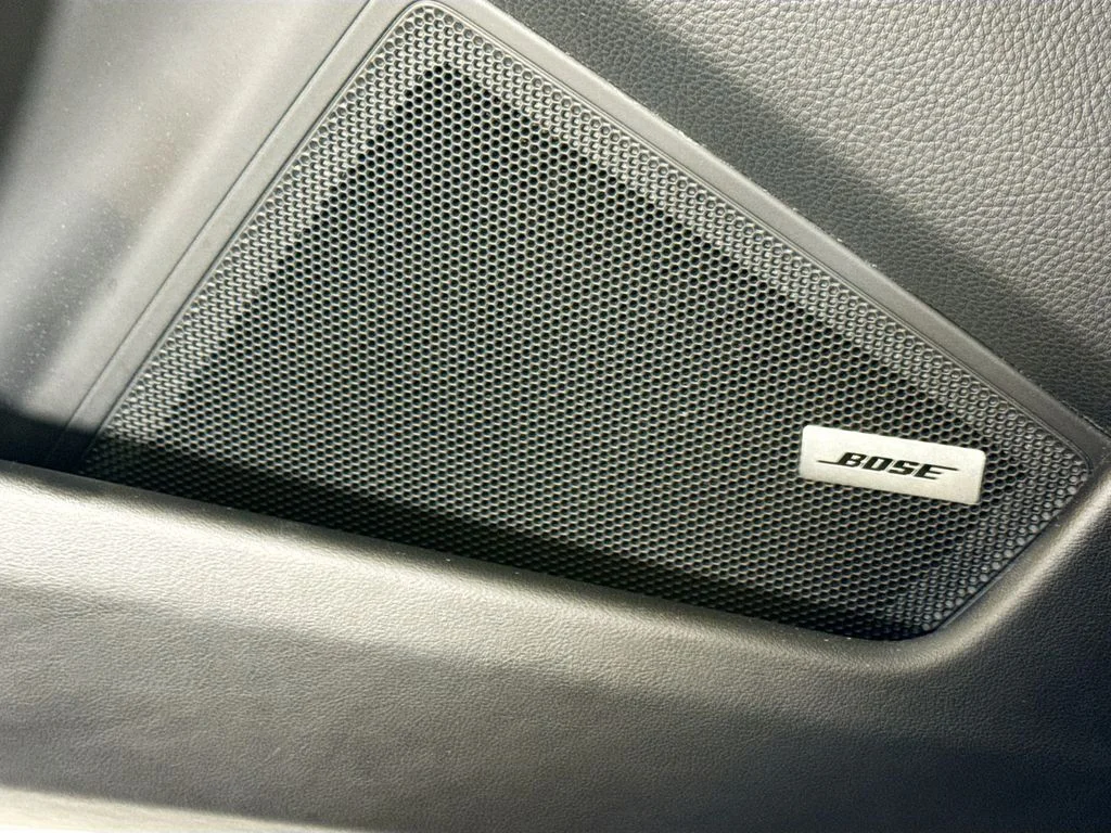 Used 2020 Chalk Porsche Carrera image 23