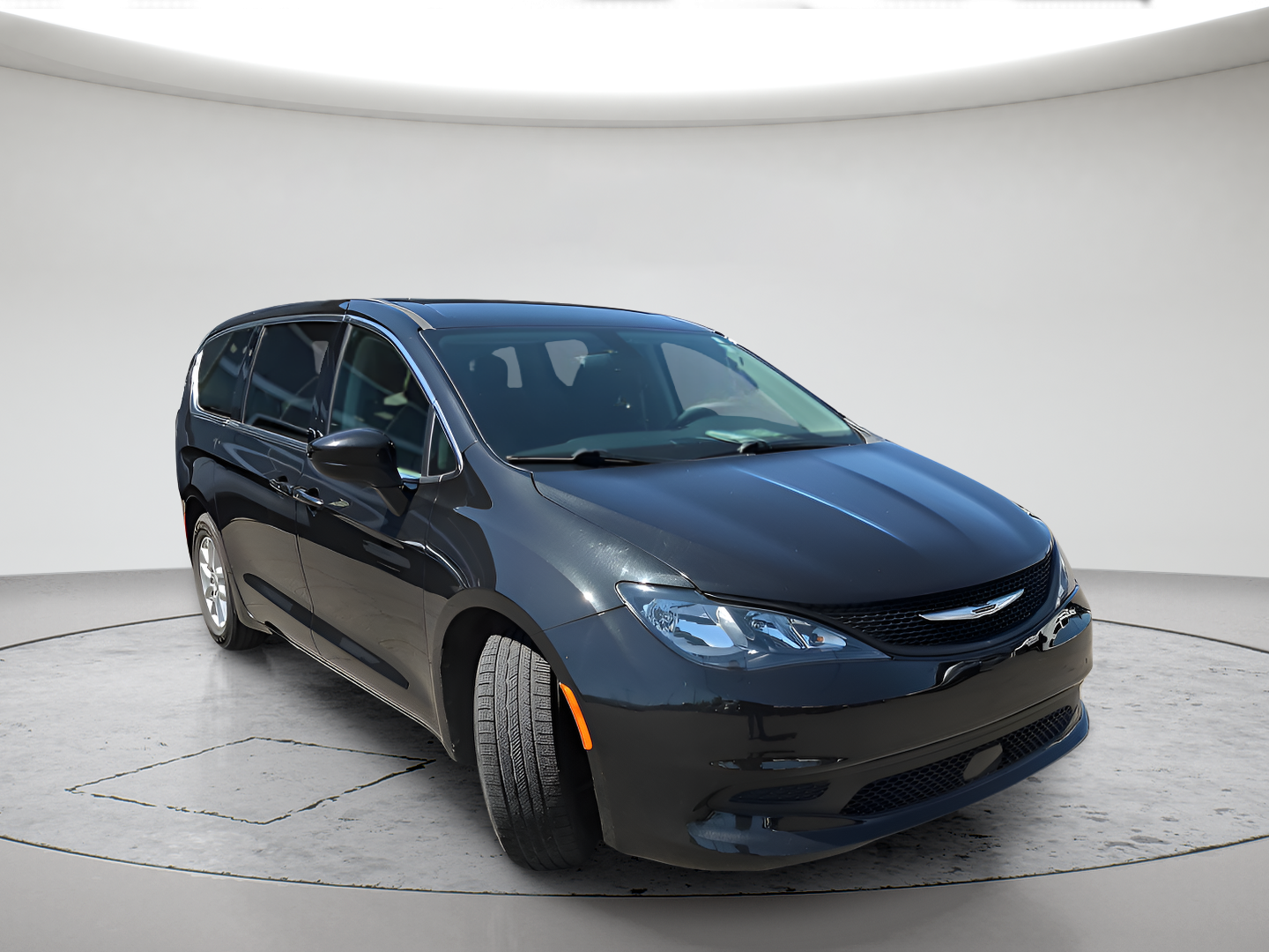 Used 2022 Chrysler Voyager LX with VIN 2C4RC1CG3NR226589 for sale in Washougal, WA