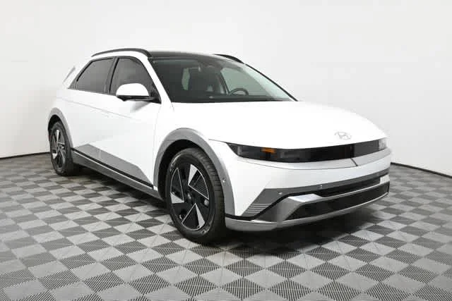 New 2026 Atlas White Matte Hyundai Limited image 4