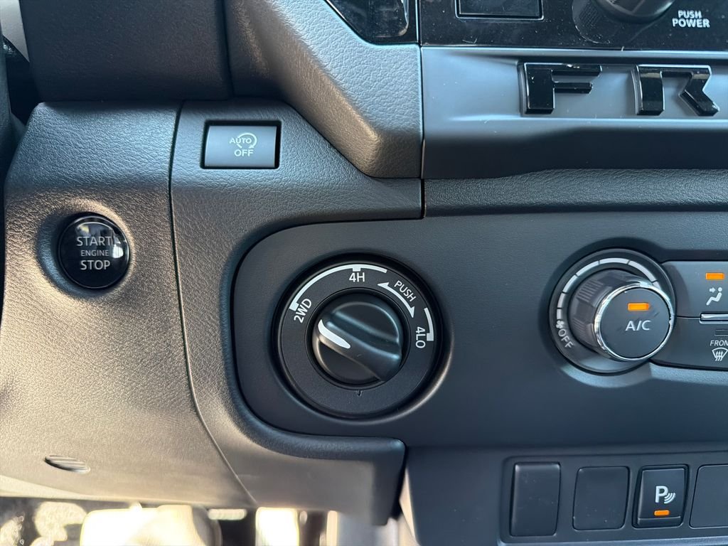 New 2026 Nissan Frontier SV 4D Crew Cab