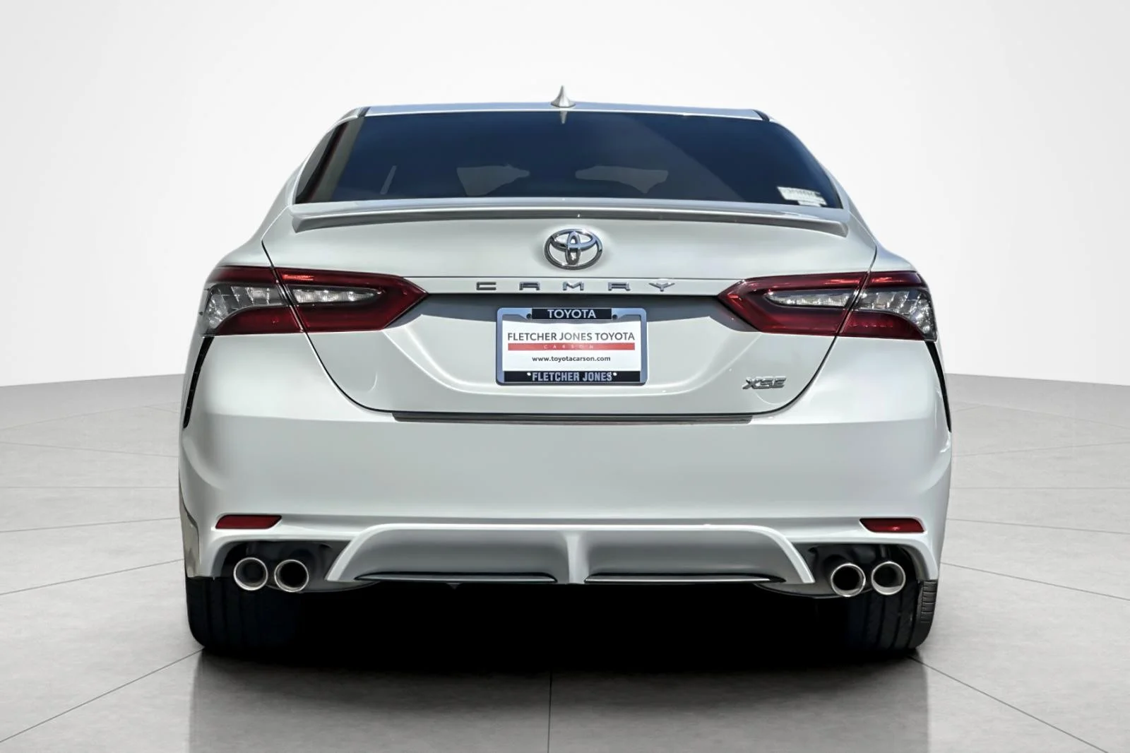 Used 2022 Ice Edge Toyota XSE image 4