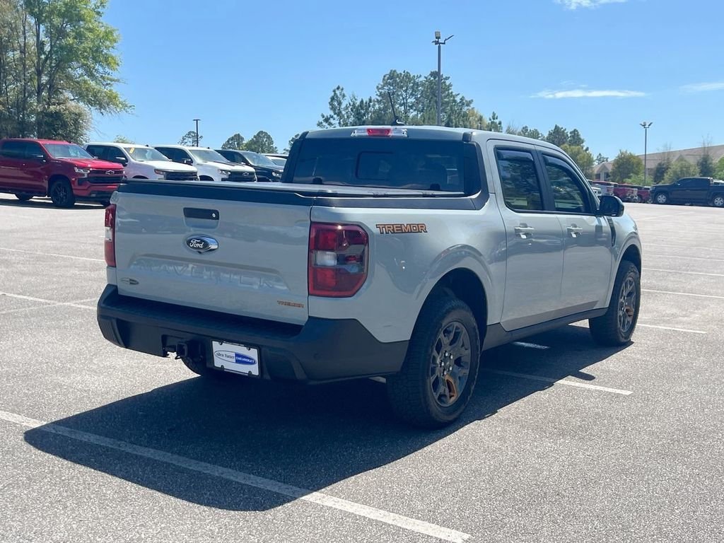 Used 2024 Green Ford Lariat image 4