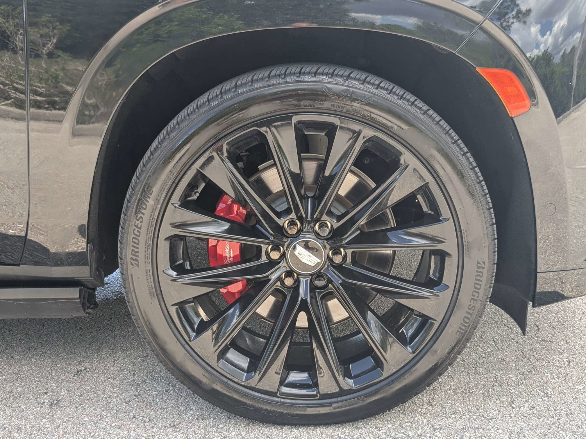 Used 2022 Black Raven Cadillac Sport image 12