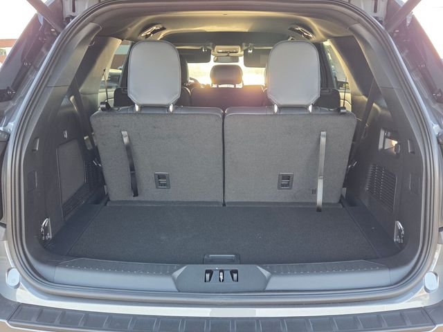 New 2026 Carbonized Gray Metallic Ford ST-Line image 7