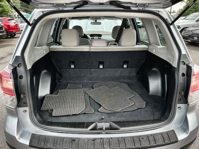 Used 2018 Silver Subaru 2.5i image 21
