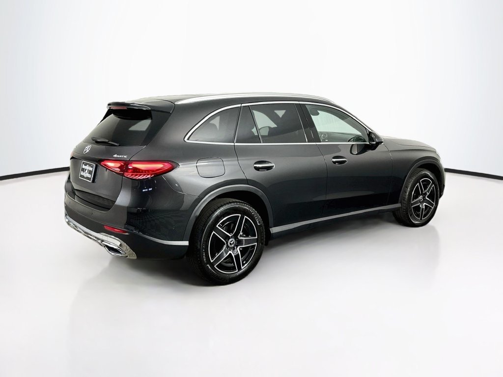 Used 2026 Gray Mercedes-Benz GLC 300 image 6