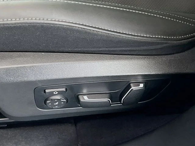 2025 BMW X3 30 - Photo 18
