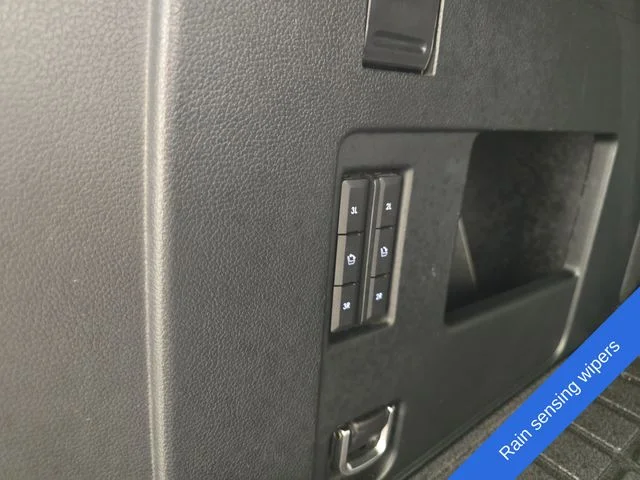Used 2020 Black Lincoln Reserve image 20
