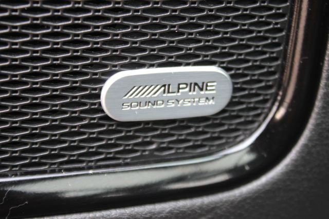 Used 2022 Gray Jeep Latitude image 19