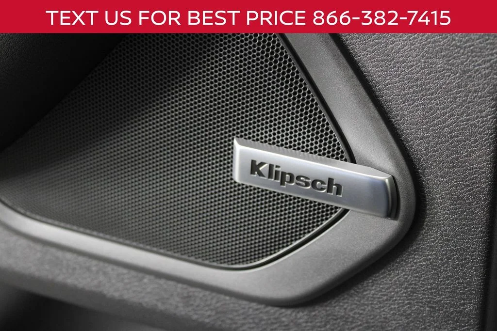 New 2026 Aspen White TriCoat / Super Black Two-tone Nissan PRO-4X® image 27