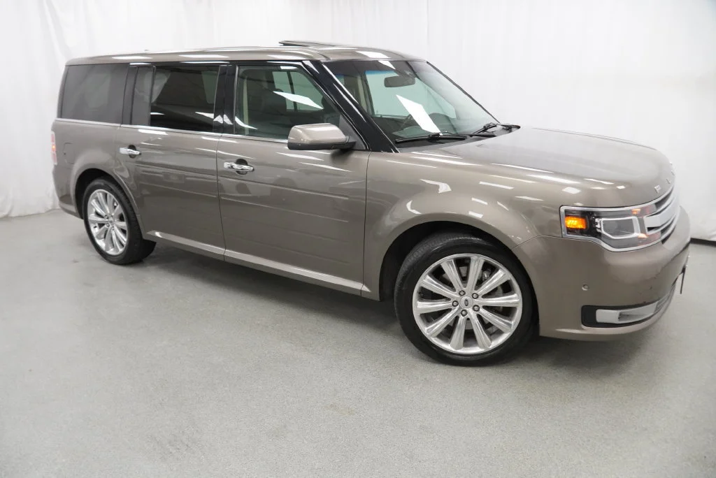 Used 2013 Gray Ford Limited image 18