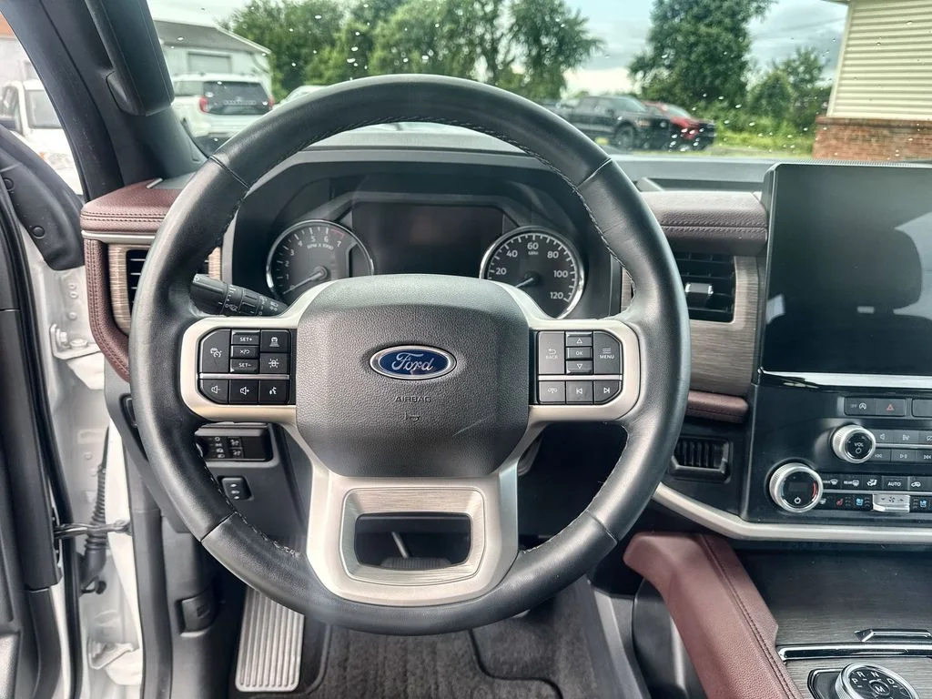 Used 2024 White Ford Limited image 14