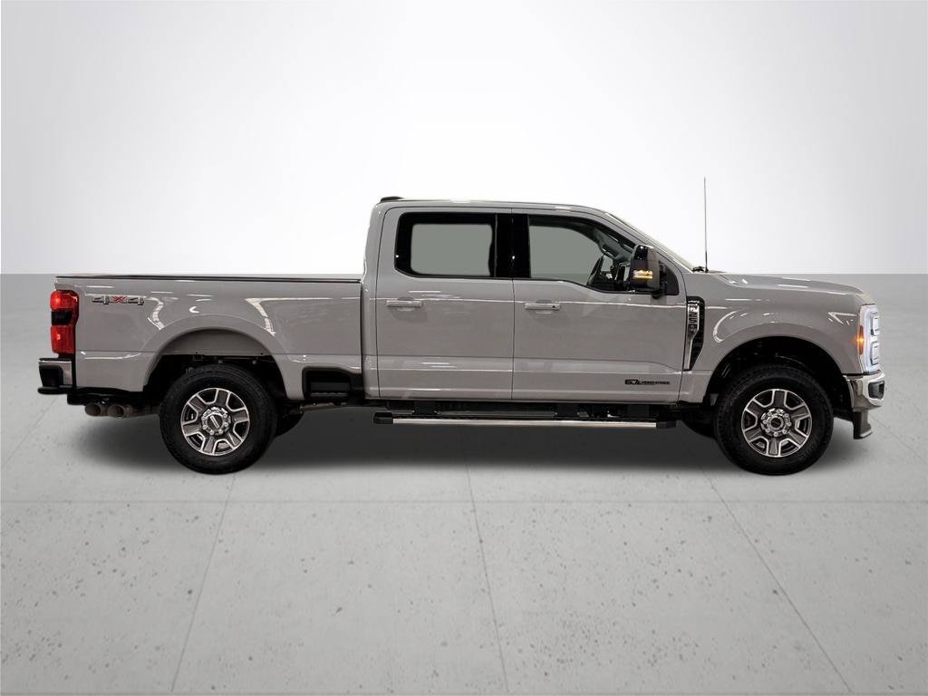 Used 2025 Avalanche Ford Lariat image 9