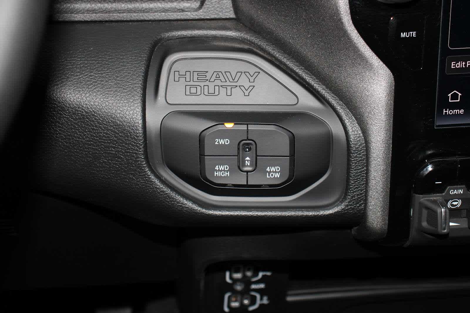 2025 RAM 3500 Tradesman - Photo 22