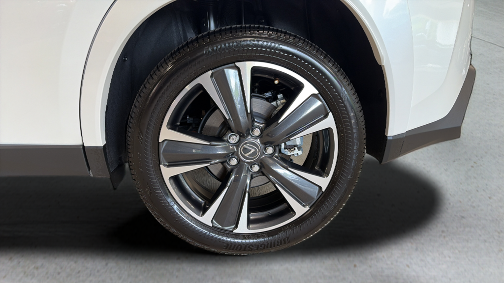 Certified Used 2025 White Lexus 300h Premium image 13