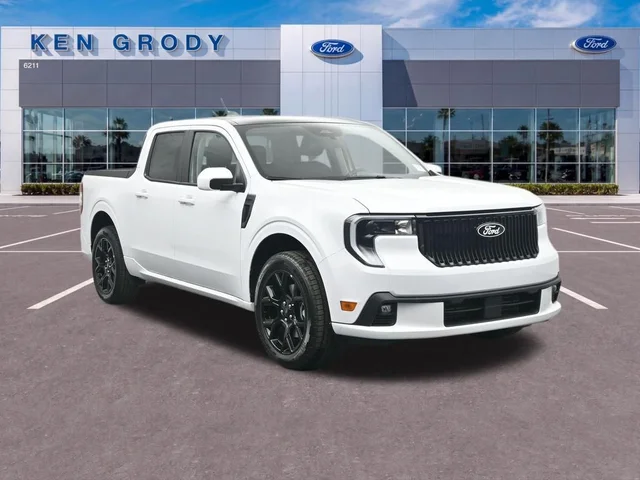 2025 Ford Maverick Lobo Standard