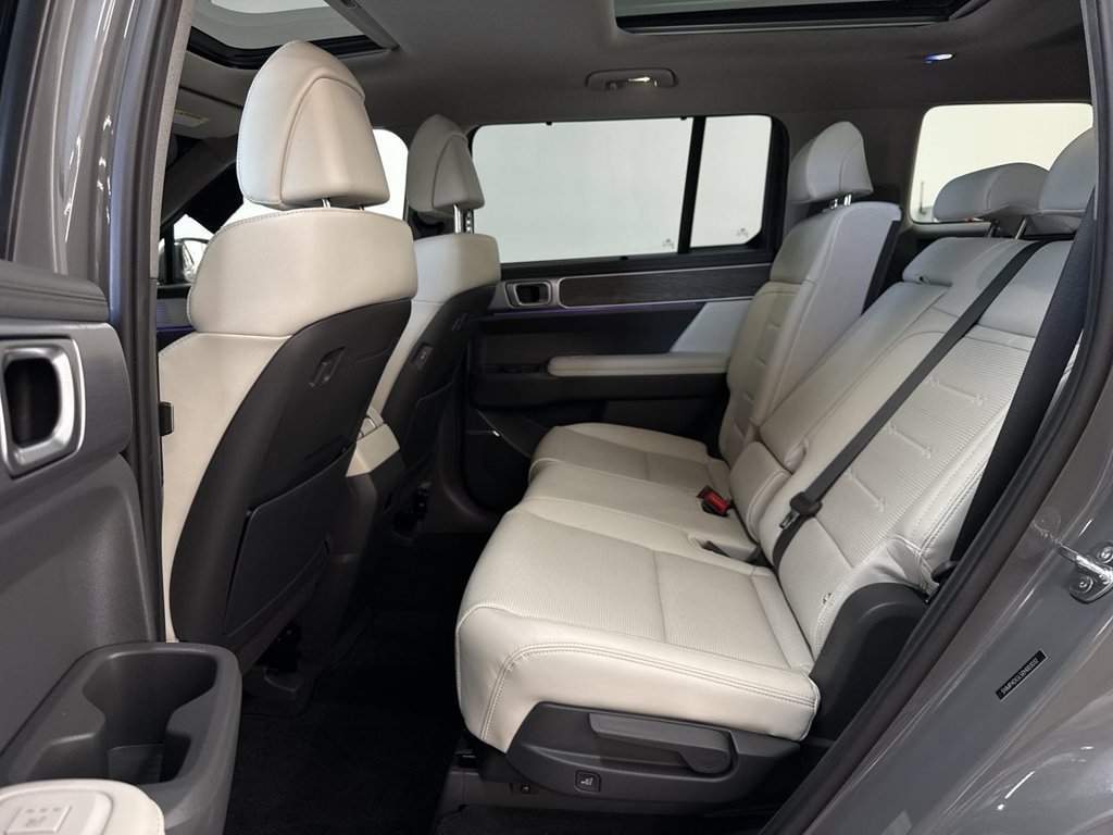 Used 2024 Gray Hyundai Limited image 16
