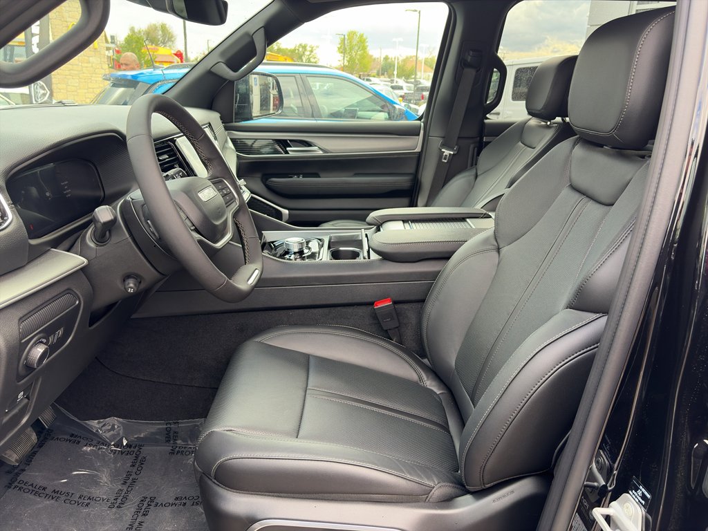 New 2026 High Gloss Black Exterior Paint Jeep Base image 22