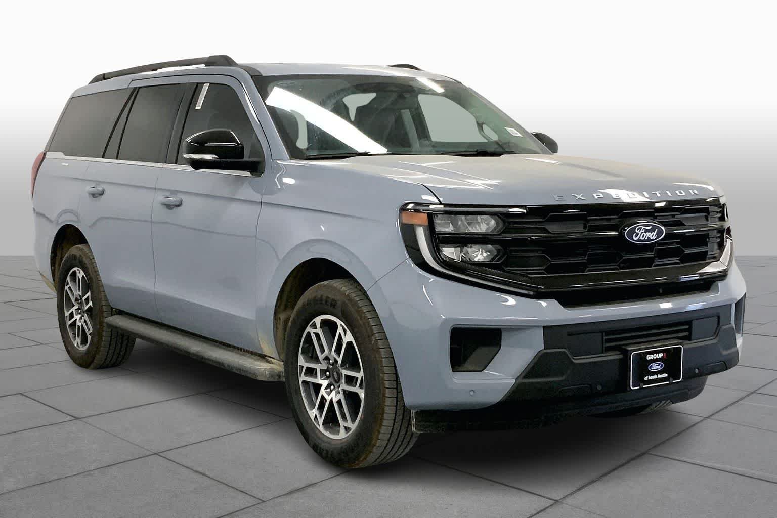 New 2026 Glacier Gray Metallic Tri-Coat Ford Active image 2