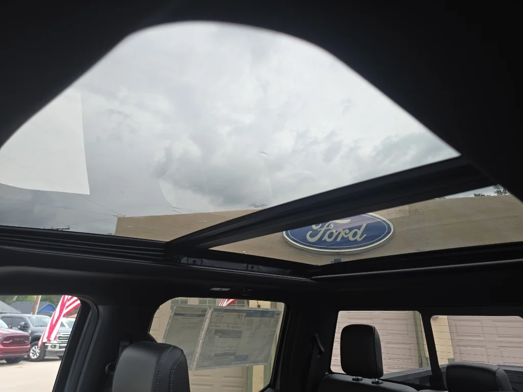 New 2026 Iconic Silver Metallic Ford Lariat® image 31