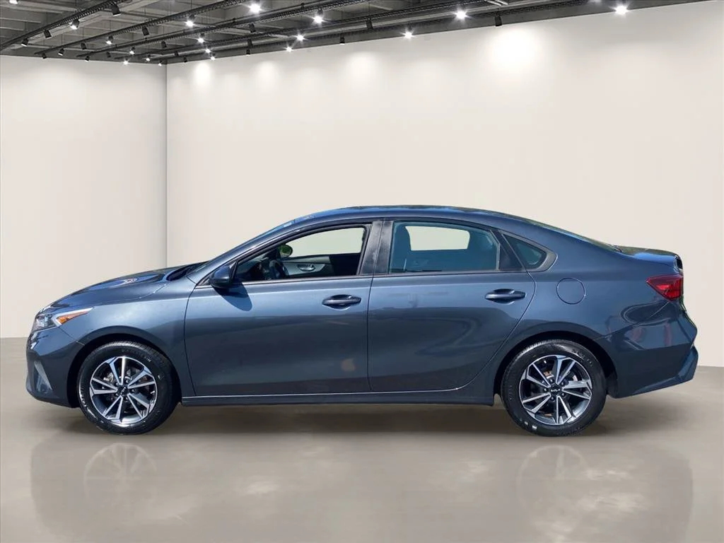 Certified Used 2023 Gravity Gray Kia LXS image 5