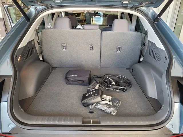Used 2024 Blue Hyundai SEL image 26