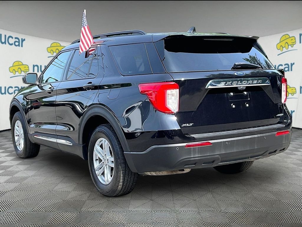 Used 2022 Black Ford XLT image 4
