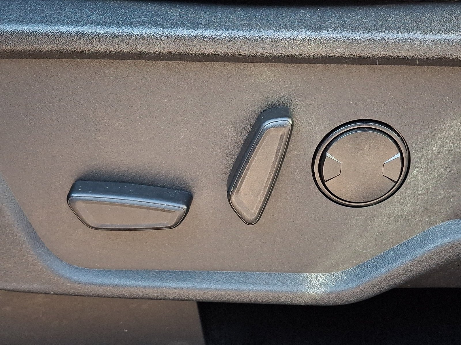 Used 2024 Cactus Gray   Ne Ford Wildtrak image 36