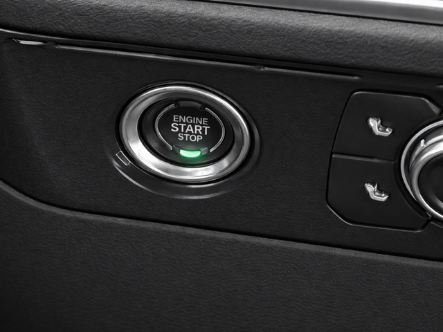 Used 2022 Black GMC SLT image 17