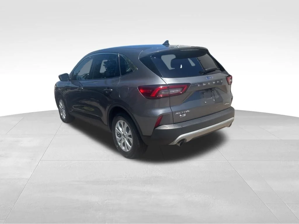 Used 2024 Gray Ford Active image 4
