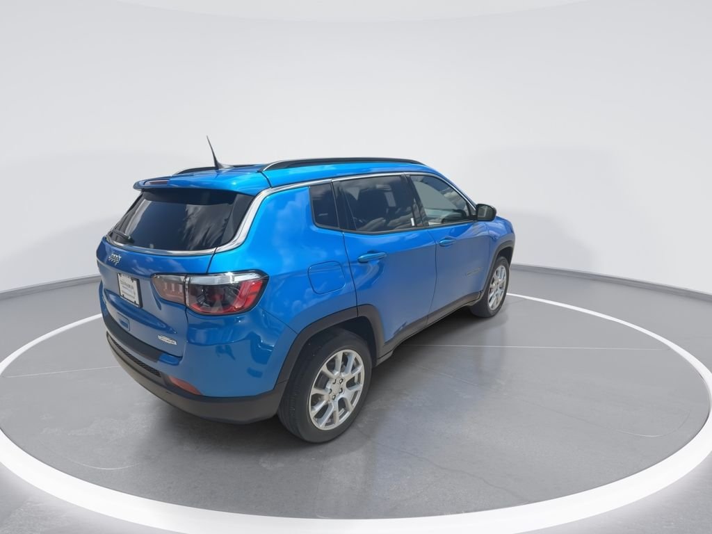 Used 2023 Blue Jeep Latitude Lux image 8