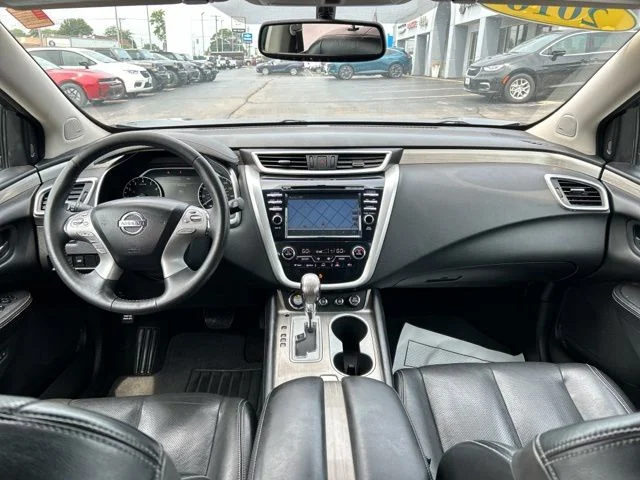Used 2016 Gray Nissan Platinum image 26