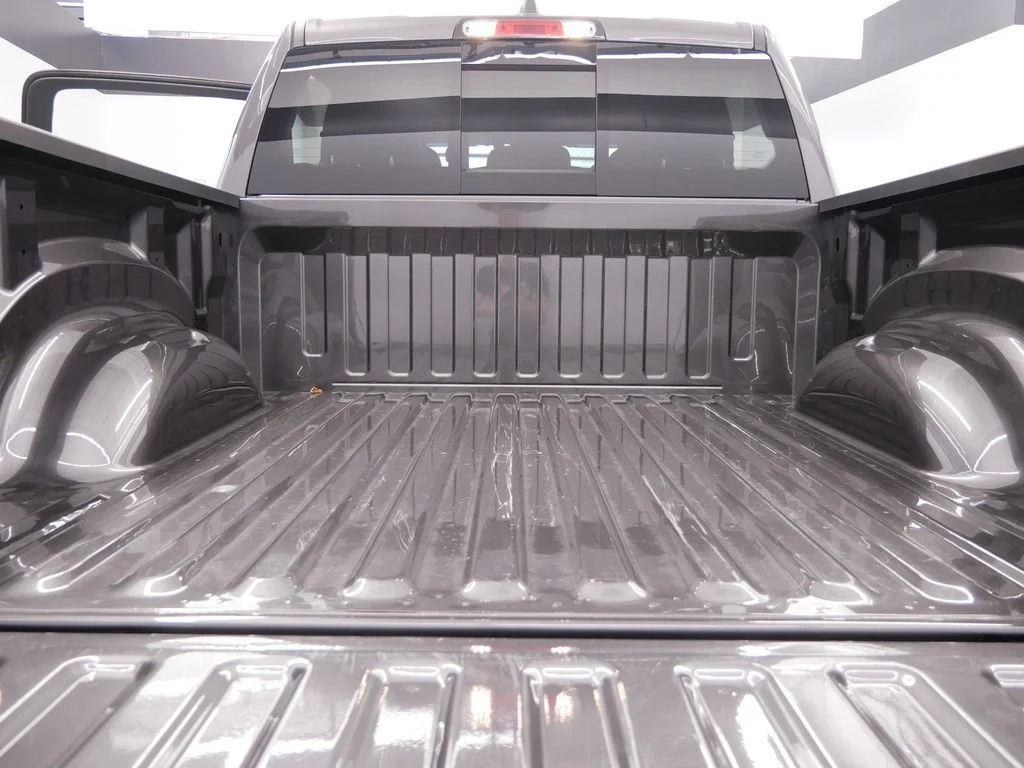 New 2026 Granite Crystal Metallic Clearcoat Ram Big Horn/Lone Star image 15