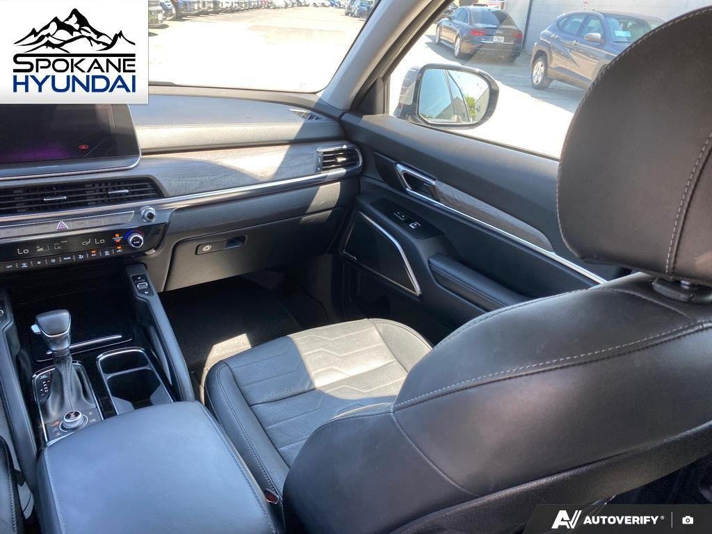 Used 2022 Wolf Gray Kia SX image 28