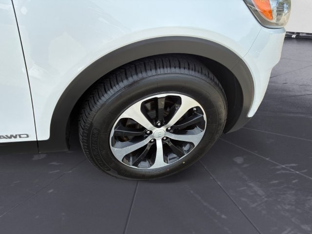Used 2016 White Kia EX image 46