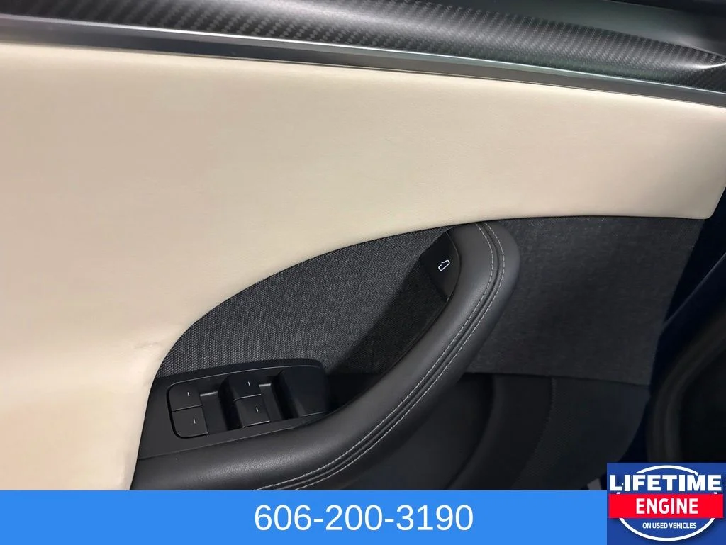 Used 2021  Tesla Plaid image 20
