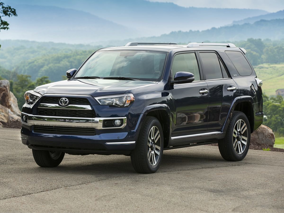 2015 Toyota 4Runner Limited photo 3