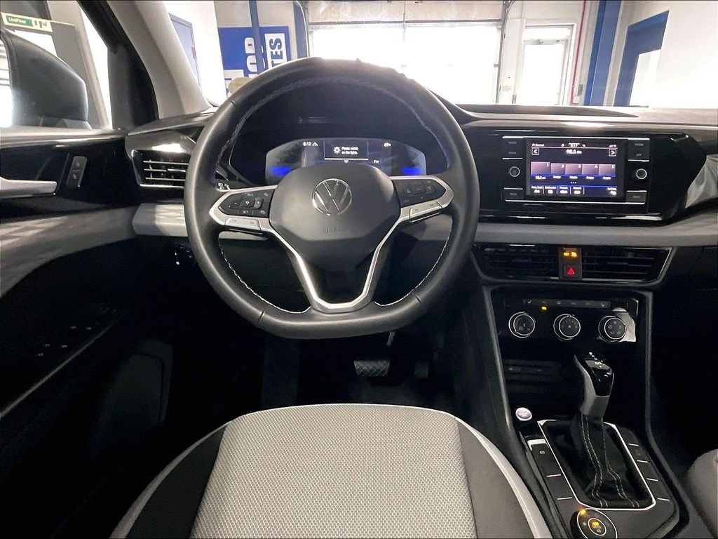 Used 2024 Black Volkswagen 1.5T S image 17